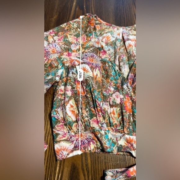 Free People Floral Garden Print Balloon Puff Sleeve Wrap Blouse Top women’s XS - Picture 15 of 16